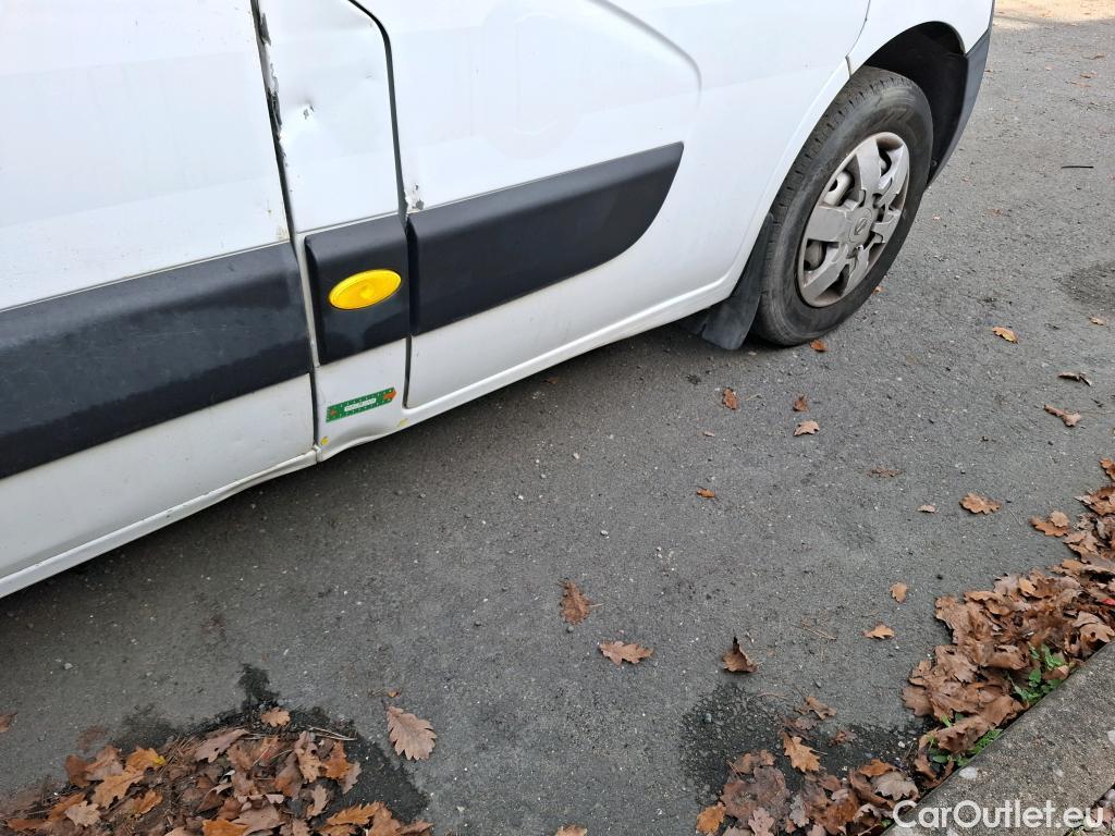  Nissan  NV400 NISSAN  VU 4p Fourgon L3H2 2.3 DCI TT 165 S/S 3500 Business #74