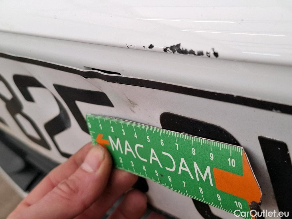  Peugeot  308 PEUGEOT  VU 5p Berline 16 BlueHDi 100 Active Business R #32