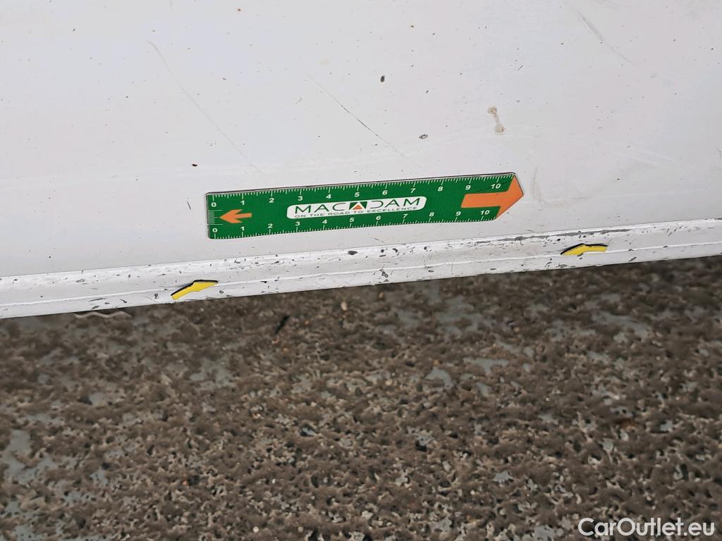  Nissan  NV400 NISSAN  / 2014 / 4P / Fourgon tôlé L2H2 2.3 dCi 165 EUVI S/S 3t5 N-Connecta #29