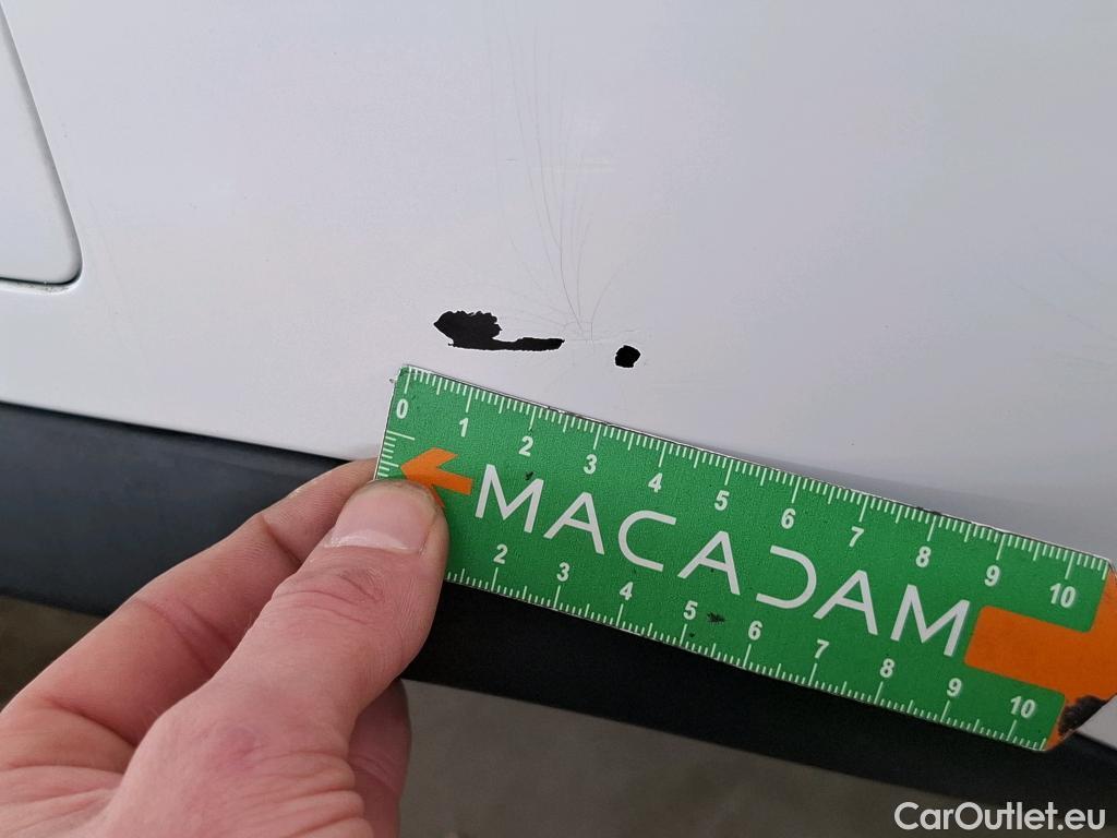  Peugeot  308 PEUGEOT  VU 5p Berline 16 BlueHDi 100 Active Business R #8