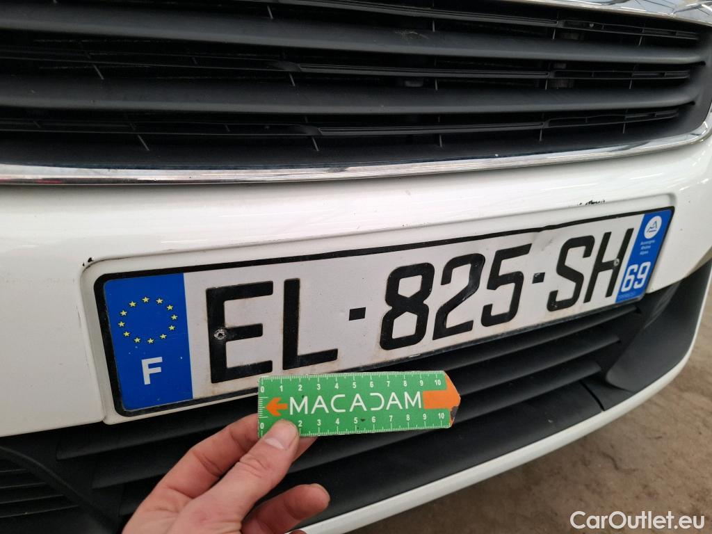  Peugeot  308 PEUGEOT  VU 5p Berline 16 BlueHDi 100 Active Business R #28