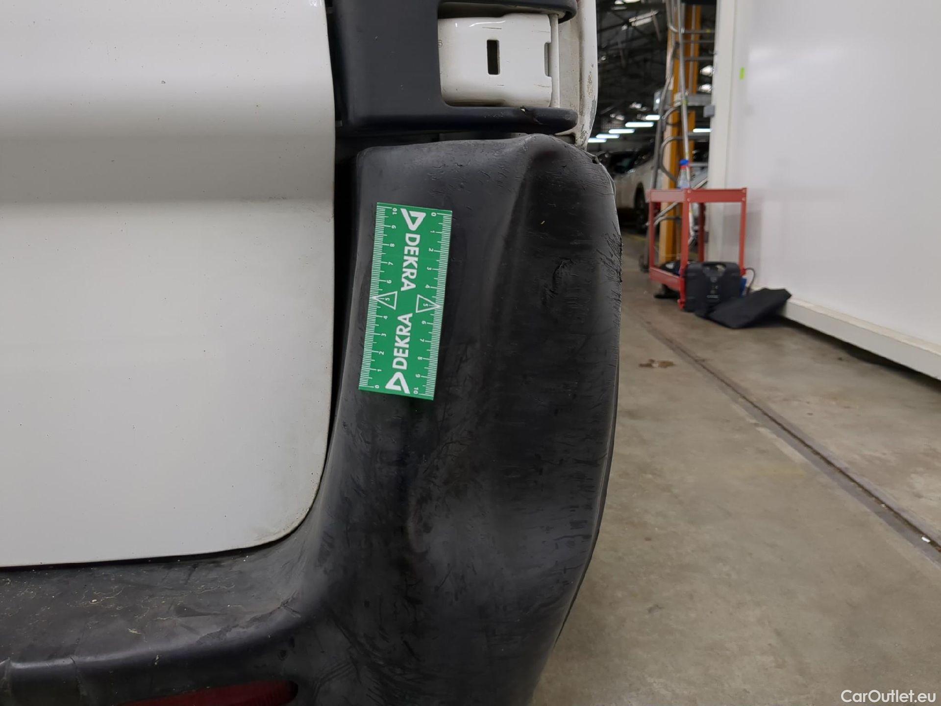  Peugeot  Expert  Fourgon  Fourgon L1H1 Pack CD Clim 2.0 130CV BVM6 #54