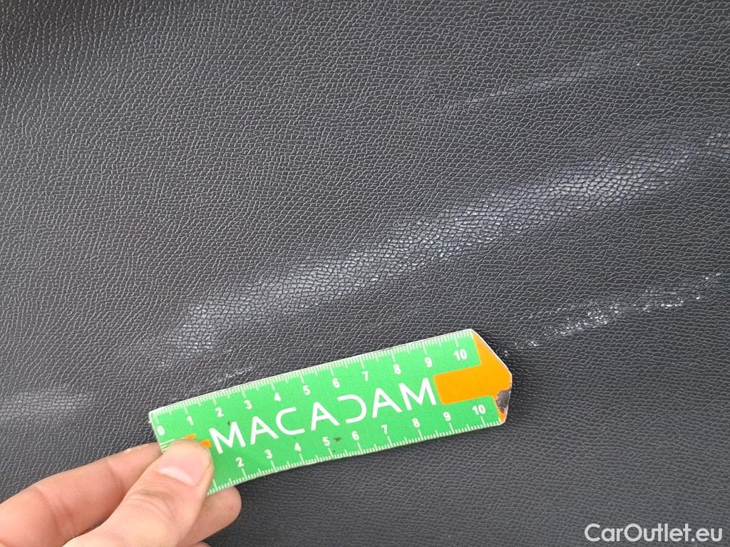  Peugeot  308 PEUGEOT  VU 5p Berline 16 BlueHDi 100 Active Business R #46