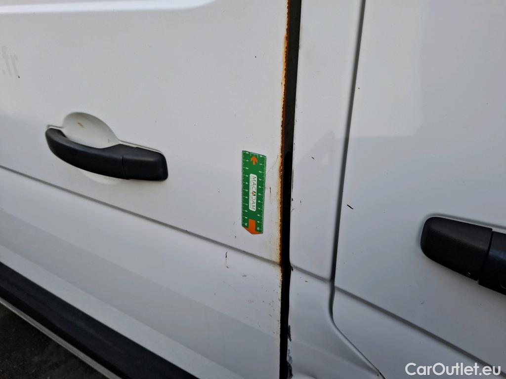  Nissan  NV400 NISSAN  VU 4p Fourgon L3H2 2.3 DCI TT 165 S/S 3500 Business #33