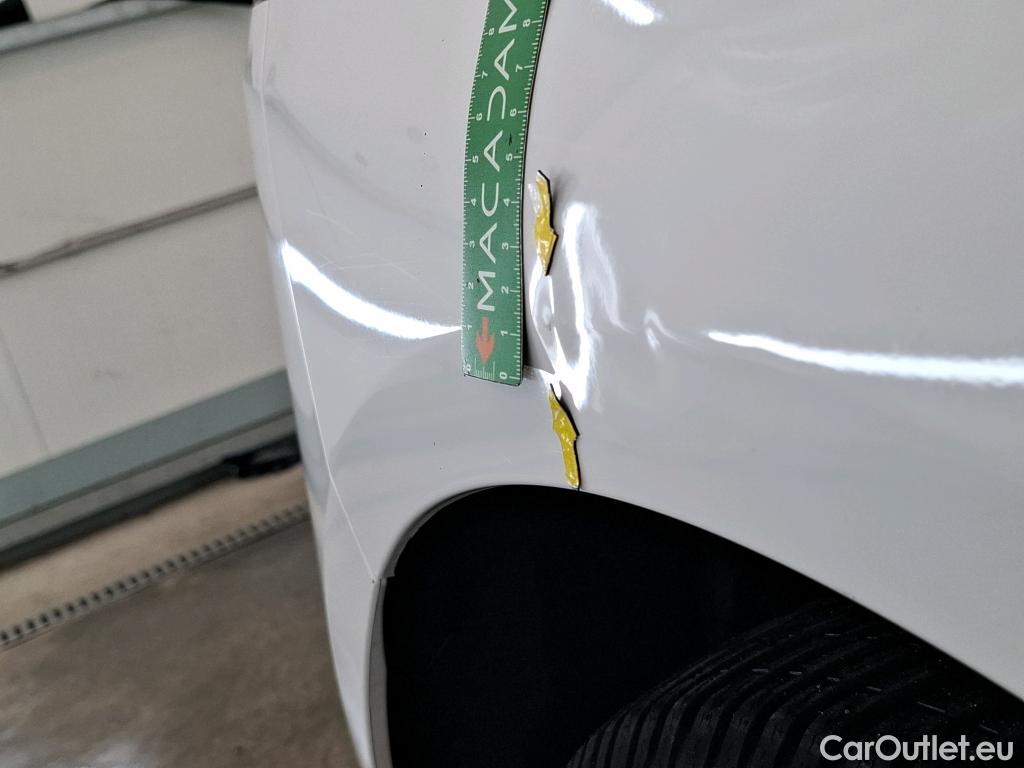  Peugeot  308 PEUGEOT  VU 5p Berline 16 BlueHDi 100 Active Business R #24