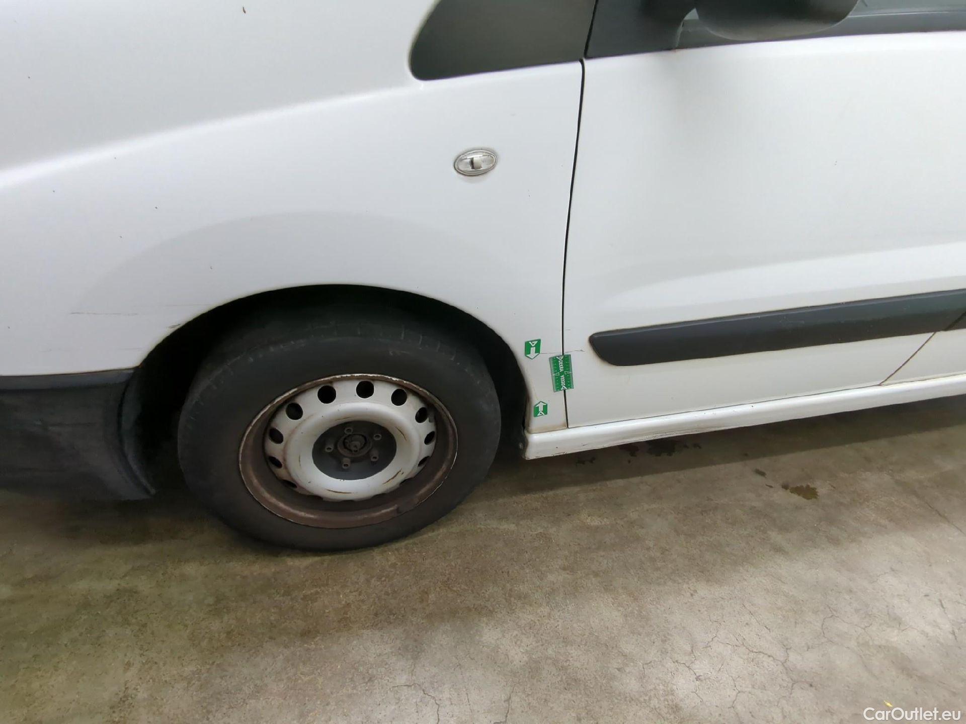  Peugeot  Expert  Fourgon  Fourgon L1H1 Pack CD Clim 2.0 130CV BVM6 #43