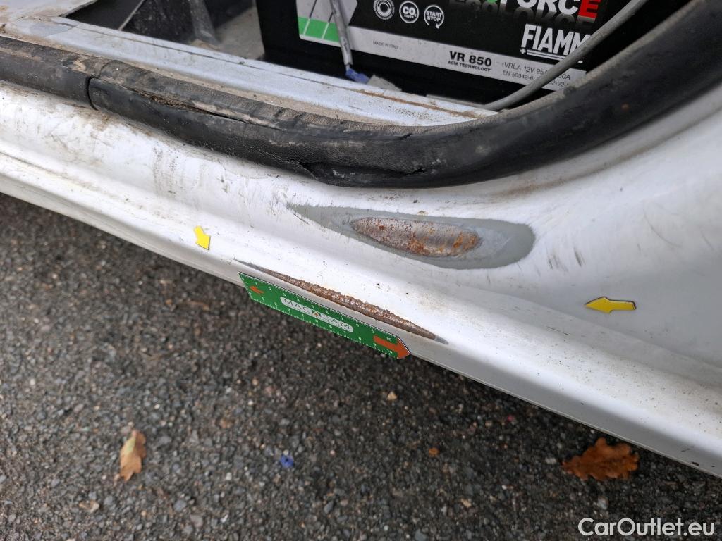  Nissan  NV400 NISSAN  VU 4p Fourgon L3H2 2.3 DCI TT 165 S/S 3500 Business #41