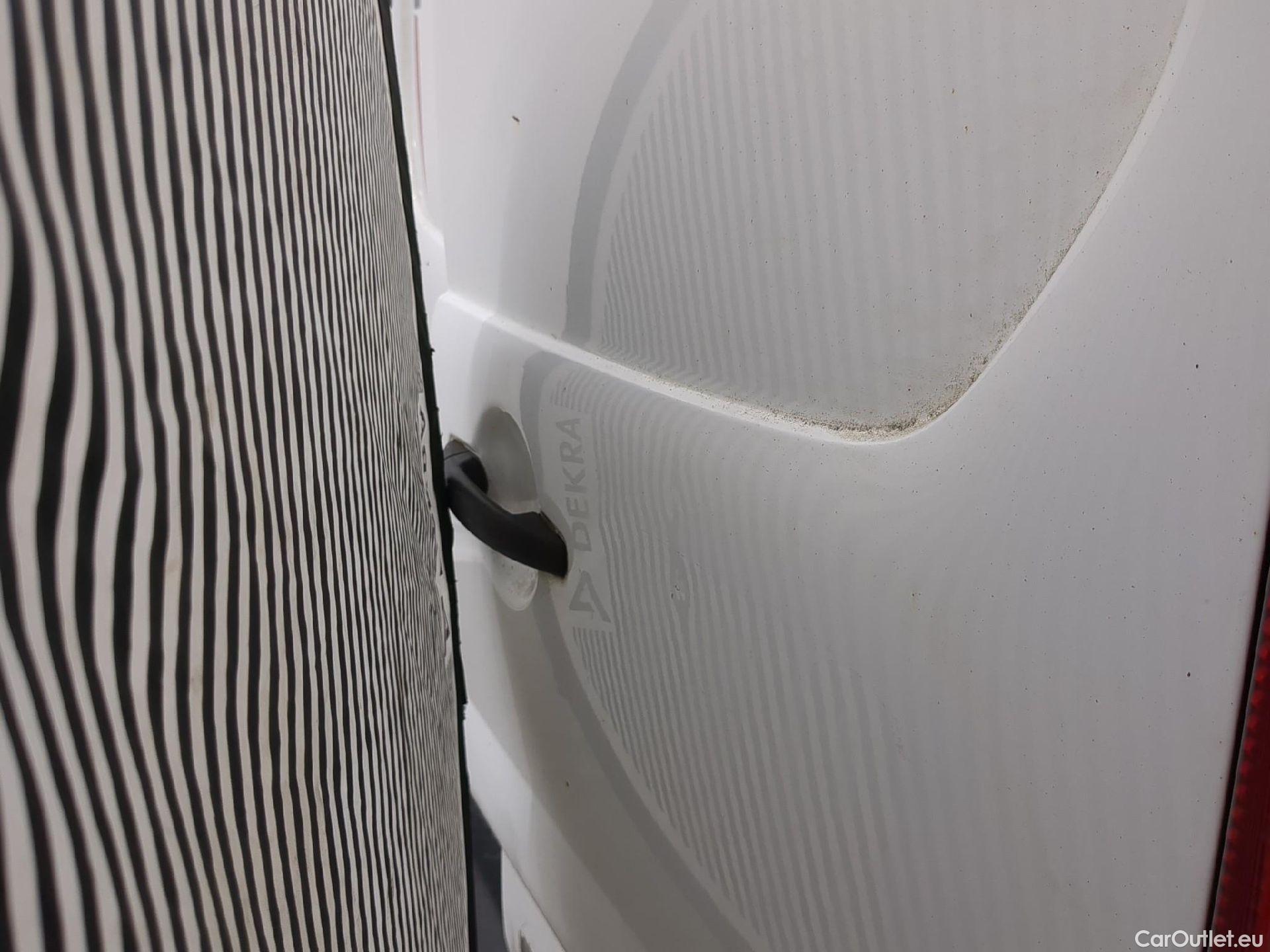  Peugeot  Expert  Fourgon  Fourgon L1H1 Pack CD Clim 2.0 130CV BVM6 #65