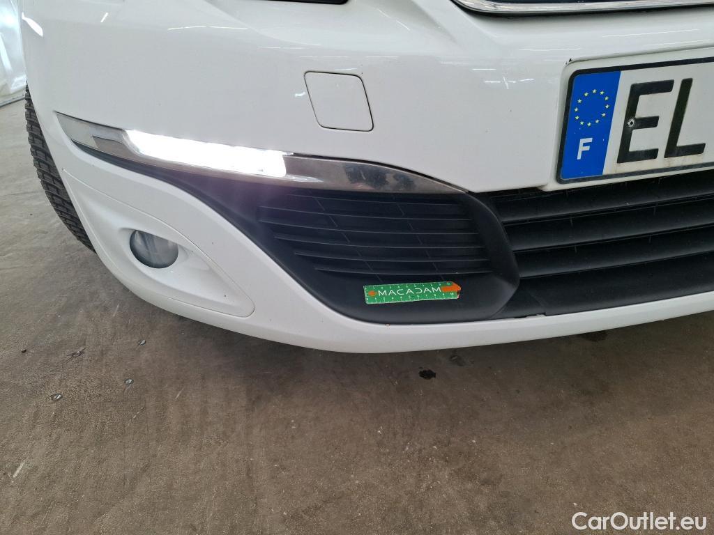  Peugeot  308 PEUGEOT  VU 5p Berline 16 BlueHDi 100 Active Business R #39