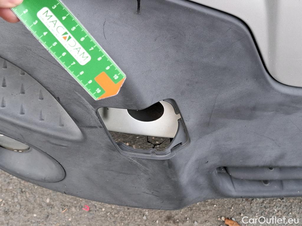  Nissan  NV400 NISSAN  VU 4p Fourgon L3H2 2.3 DCI TT 165 S/S 3500 Business #97