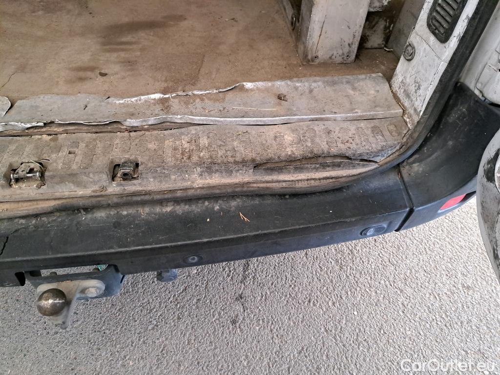  Nissan  NV400 NISSAN  / 2014 / 4P / Fourgon tôlé L2H2 2.3 dCi 165 EUVI S/S 3t5 N-Connecta #36