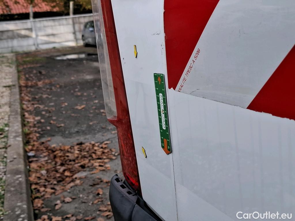  Nissan  NV400 NISSAN  VU 4p Fourgon L3H2 2.3 DCI TT 165 S/S 3500 Business #55