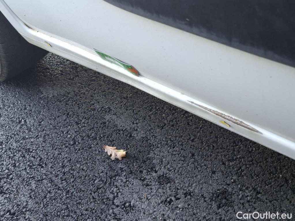  Nissan  NV400 NISSAN  VU 4p Fourgon L3H2 2.3 DCI TT 165 S/S 3500 Business #46