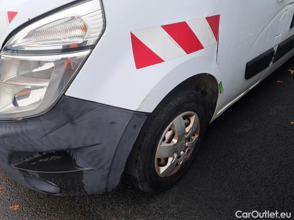  Nissan  NV400 NISSAN  VU 4p Fourgon L3H2 2.3 DCI TT 165 S/S 3500 Business #99