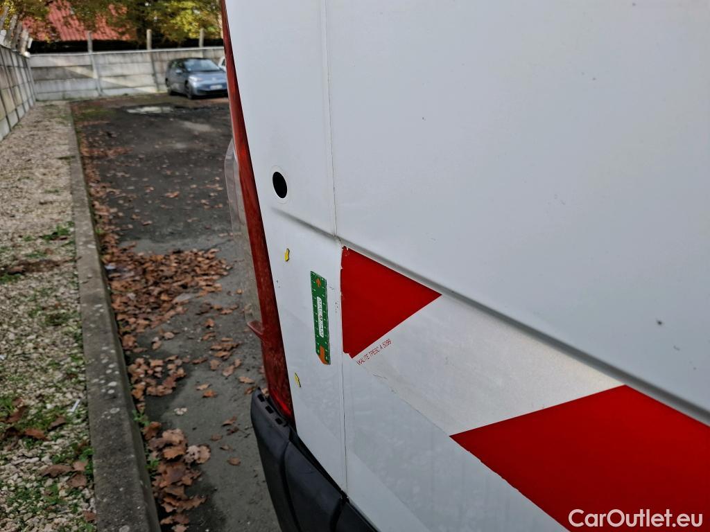  Nissan  NV400 NISSAN  VU 4p Fourgon L3H2 2.3 DCI TT 165 S/S 3500 Business #53