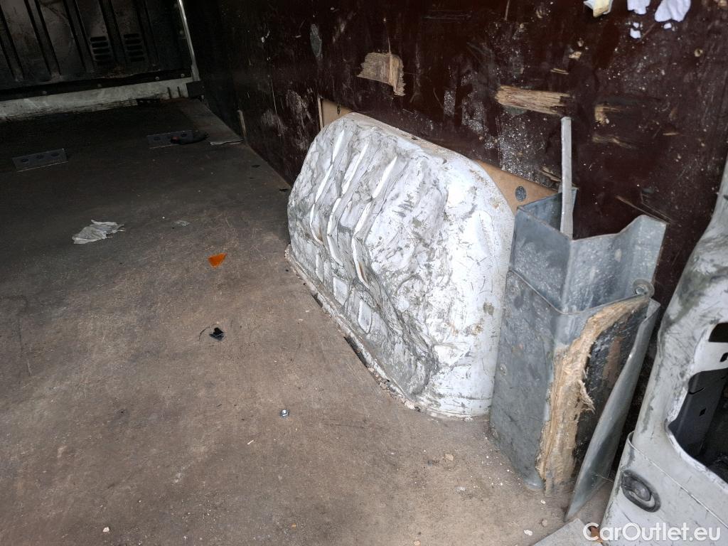  Nissan  NV400 NISSAN  VU 4p Fourgon L3H2 2.3 DCI TT 165 S/S 3500 Business #12