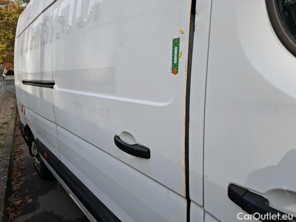  Nissan  NV400 NISSAN  VU 4p Fourgon L3H2 2.3 DCI TT 165 S/S 3500 Business #28