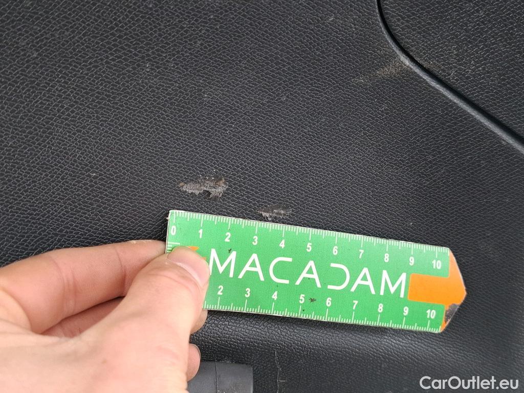  Peugeot  308 PEUGEOT  VU 5p Berline 16 BlueHDi 100 Active Business R #44