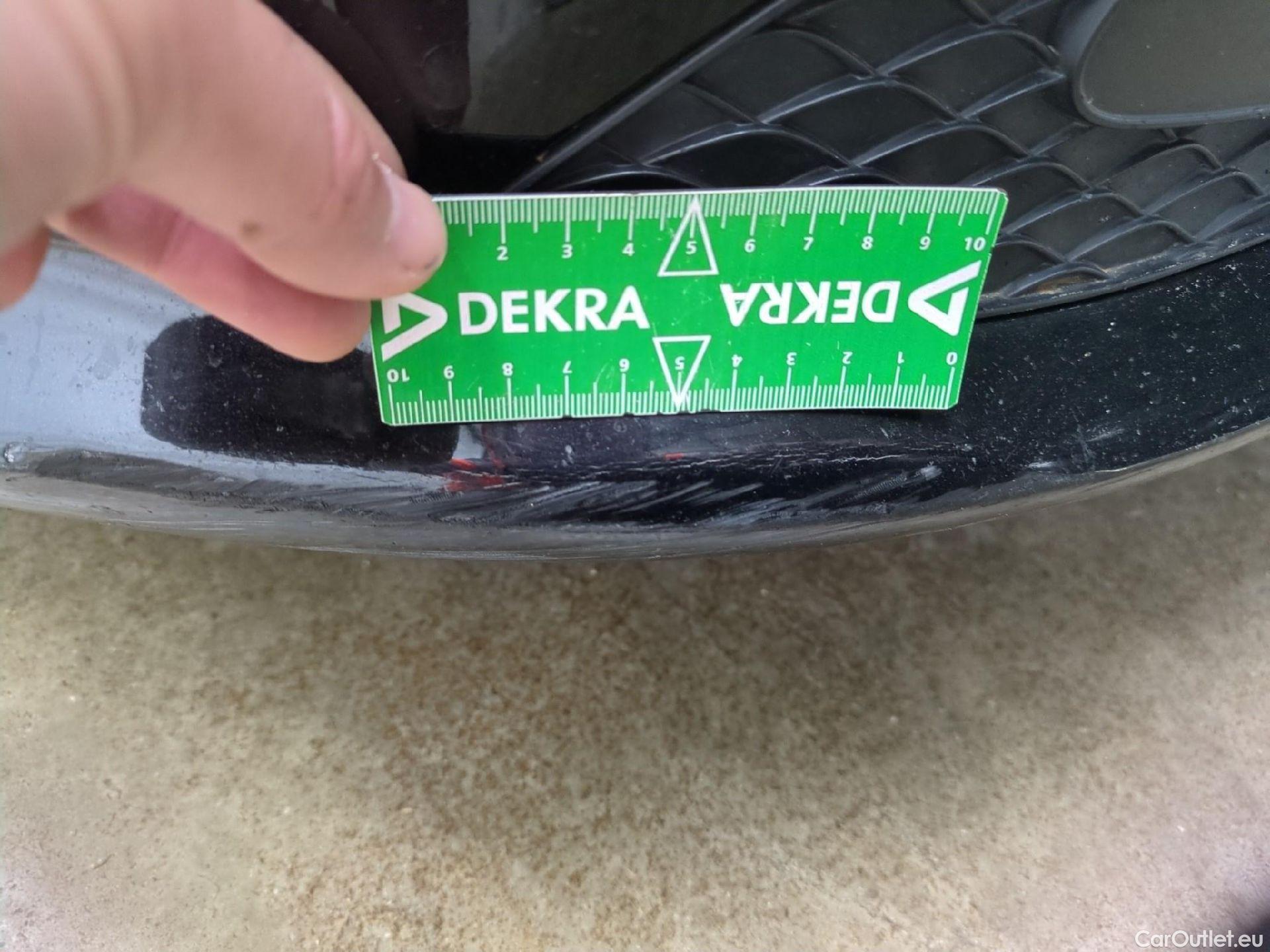  Mercedes  B-Klasse MERCEDES-BENZ Classe B / 2019 / 5P / monospace B 180 d Business Line Edition BA8 #3