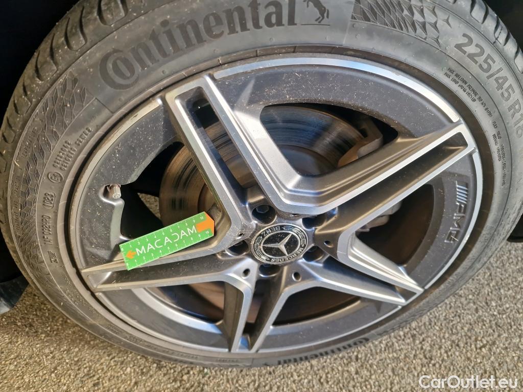  Mercedes  CLA-Klasse MERCEDES-BENZ CLA Coupe / 2019 / 4P / Coupé CLA 250 e AMG Line #5