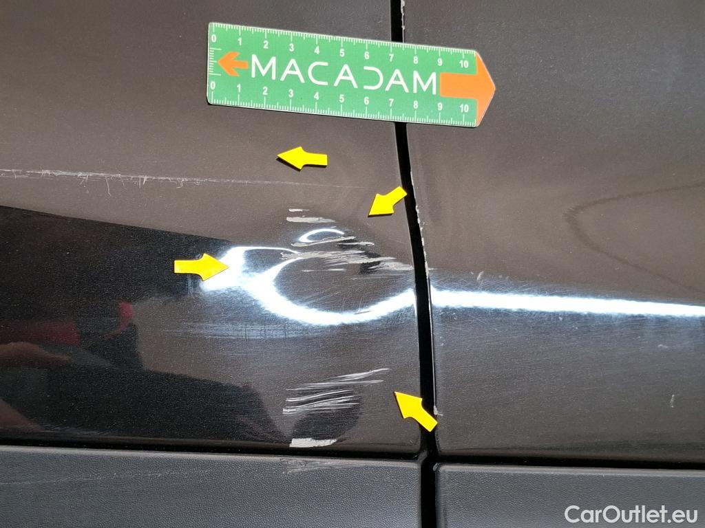  Nissan  Qashqai NISSAN  / 2017 / 5P / Crossover 1.3 DIG-T 160 DCT Tekna #4