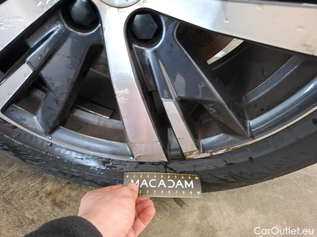  Peugeot  5008  Allure 1.5 HDi 130CV BVA8 E6d #26