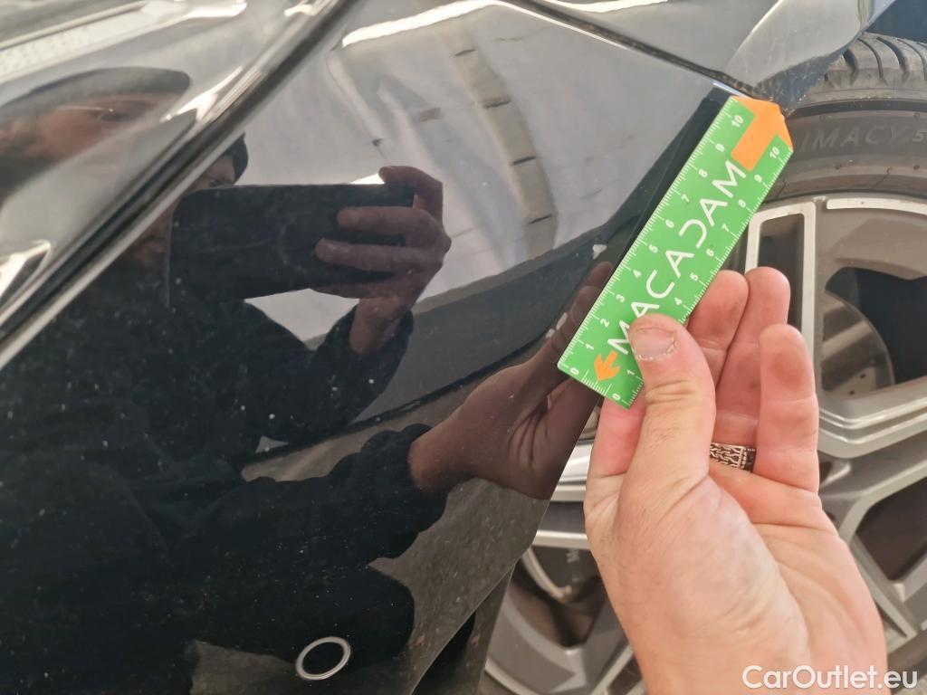  Mercedes  CLA-Klasse MERCEDES-BENZ CLA Coupe / 2019 / 4P / Coupé CLA 250 e AMG Line #17