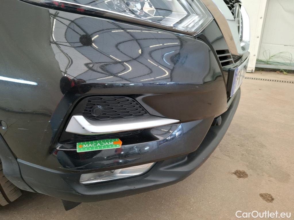  Nissan  Qashqai NISSAN  / 2017 / 5P / Crossover 1.3 DIG-T 160 DCT Tekna #26