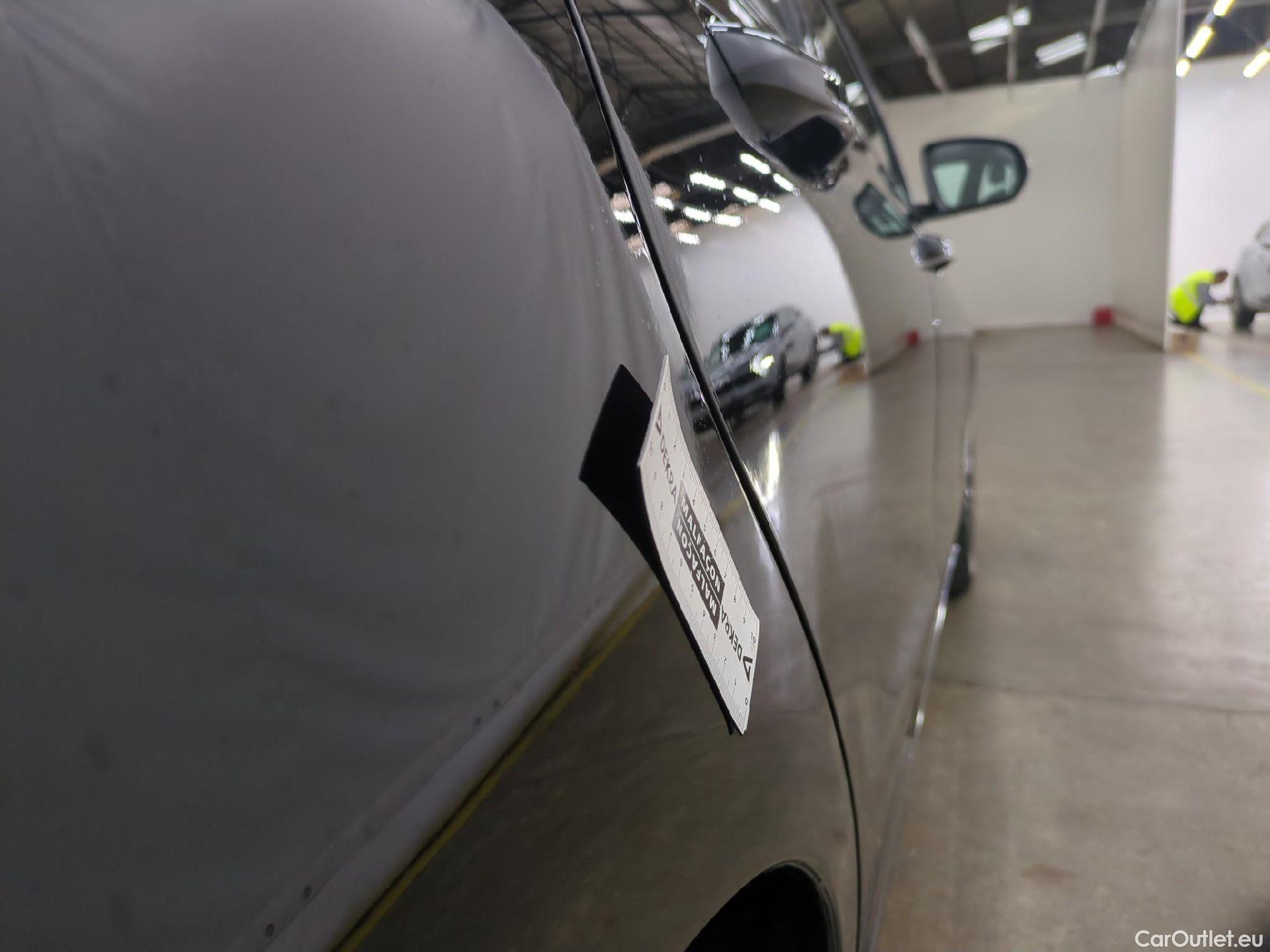  Mercedes  B-Klasse MERCEDES-BENZ Classe B / 2019 / 5P / monospace B 180 d Business Line Edition BA8 #19