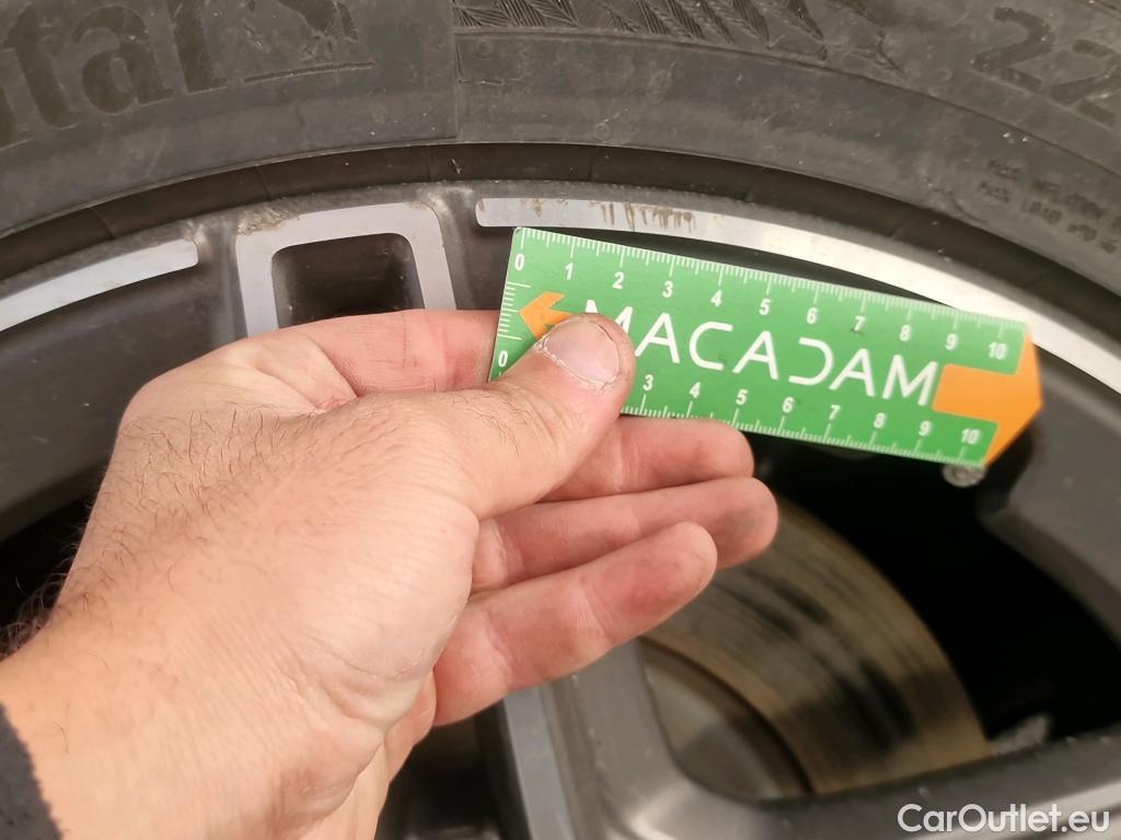  Mercedes  CLA-Klasse MERCEDES-BENZ CLA Coupe / 2019 / 4P / Coupé CLA 250 e AMG Line #7