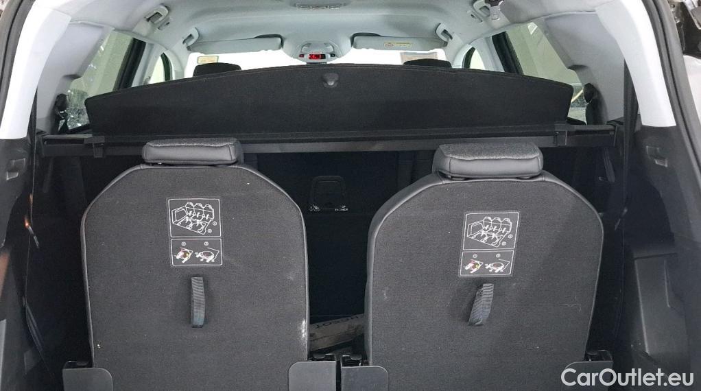  Peugeot  5008  Allure 1.5 HDi 130CV BVA8 E6d #32