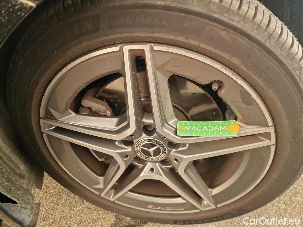  Mercedes  CLA-Klasse MERCEDES-BENZ CLA Coupe / 2019 / 4P / Coupé CLA 250 e AMG Line #15