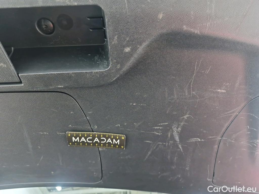  Peugeot  3008  Allure 1.5 HDi 130CV BVM6 E6dT #33