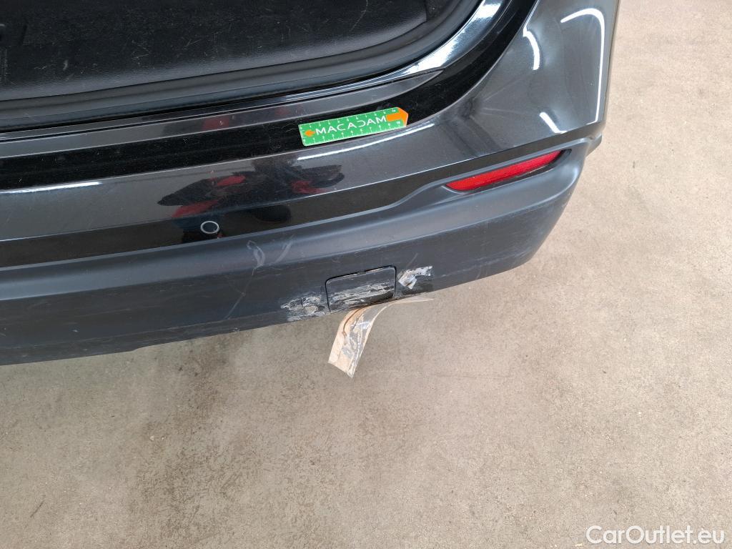  Nissan  Qashqai NISSAN  / 2017 / 5P / Crossover 1.3 DIG-T 160 DCT Tekna #60