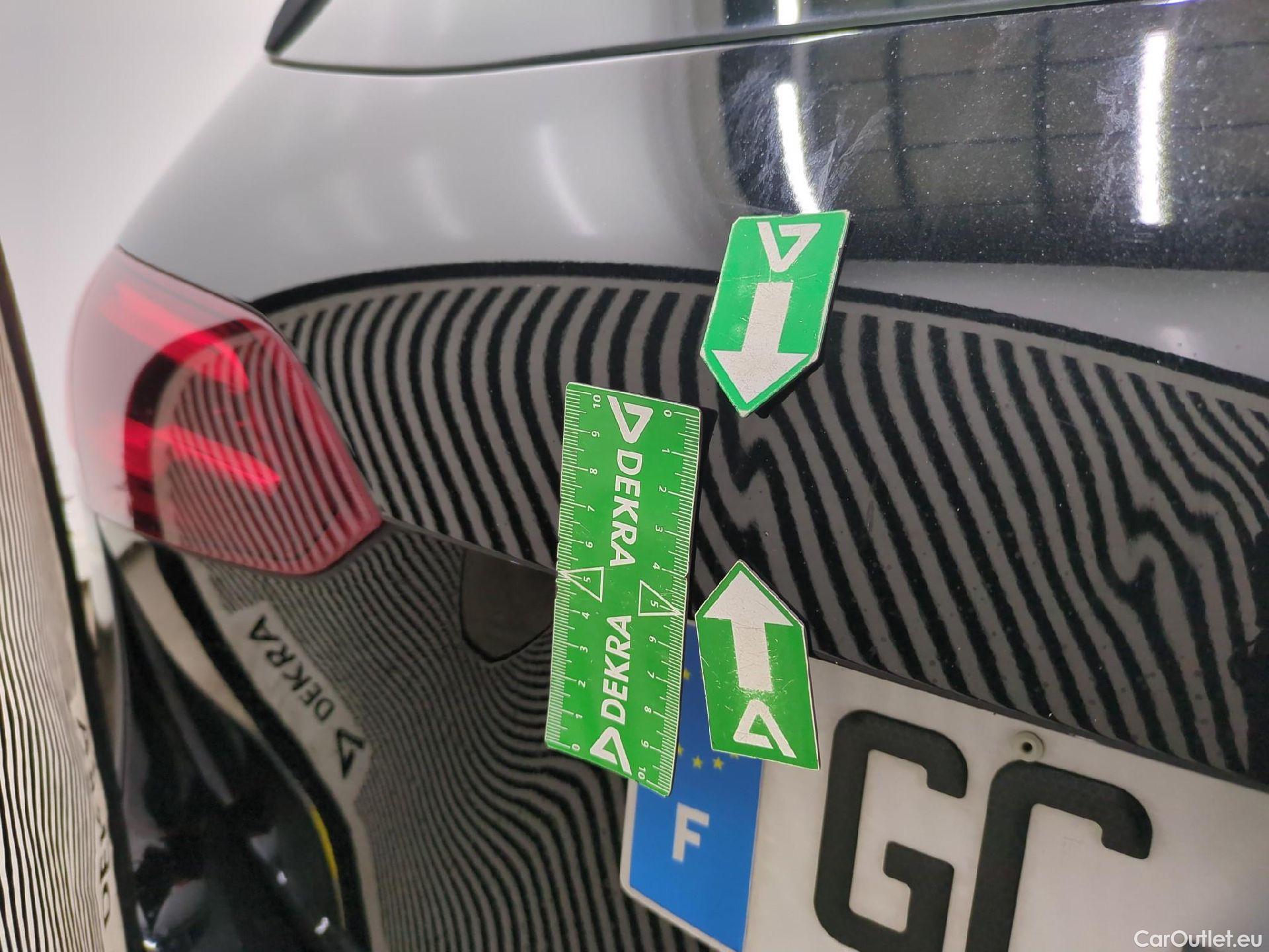  Mercedes  B-Klasse MERCEDES-BENZ Classe B / 2019 / 5P / monospace B 180 d Business Line Edition BA8 #14