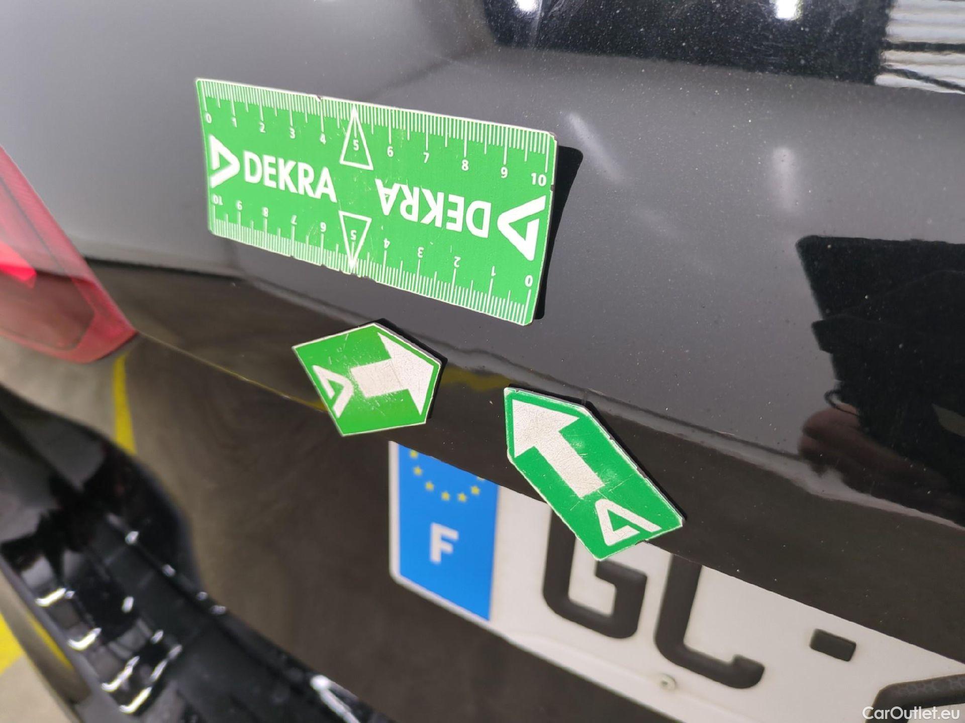  Mercedes  B-Klasse MERCEDES-BENZ Classe B / 2019 / 5P / monospace B 180 d Business Line Edition BA8 #15