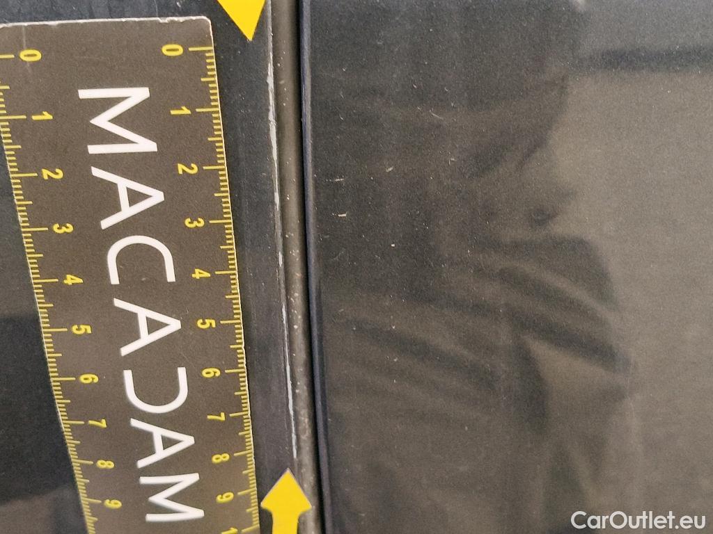  Renault  Megane  IV Berline 5 ptes. Business 1.5 dCi 115CV BVM6 E6d #24