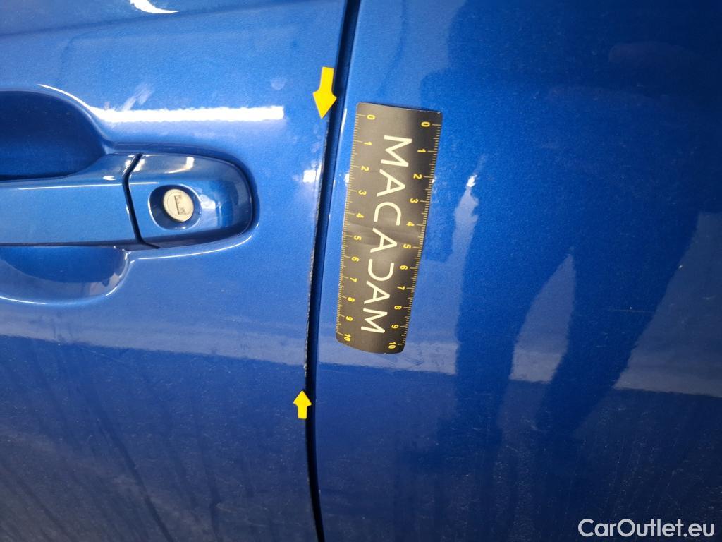  Toyota  C-HR TOYOTA  / 2016 / 5P / SUV 1.8 Hybride 122 Dynamic Business Beyond #3