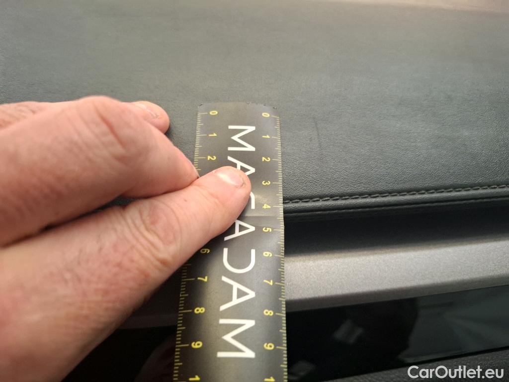  Toyota  C-HR TOYOTA  / 2016 / 5P / SUV 1.8 Hybride 122 Dynamic Business Beyond #18