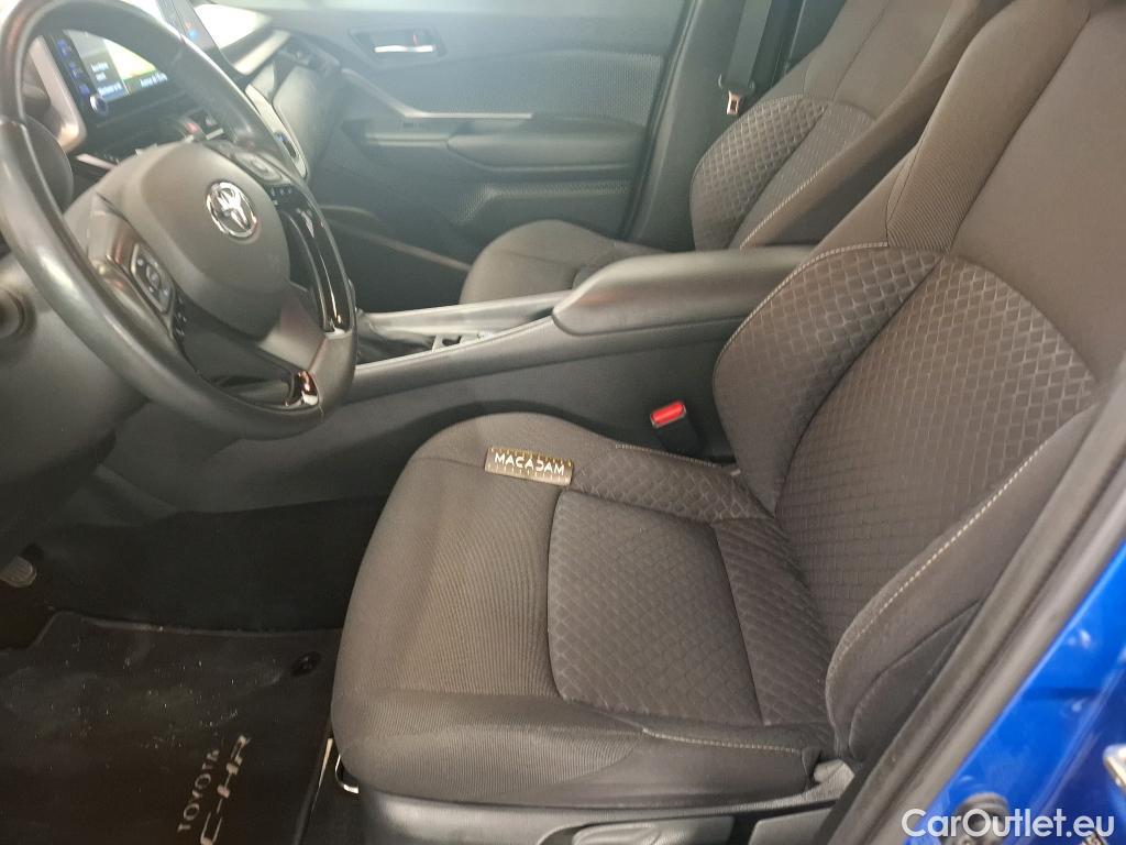  Toyota  C-HR TOYOTA  / 2016 / 5P / SUV 1.8 Hybride 122 Dynamic Business Beyond #13