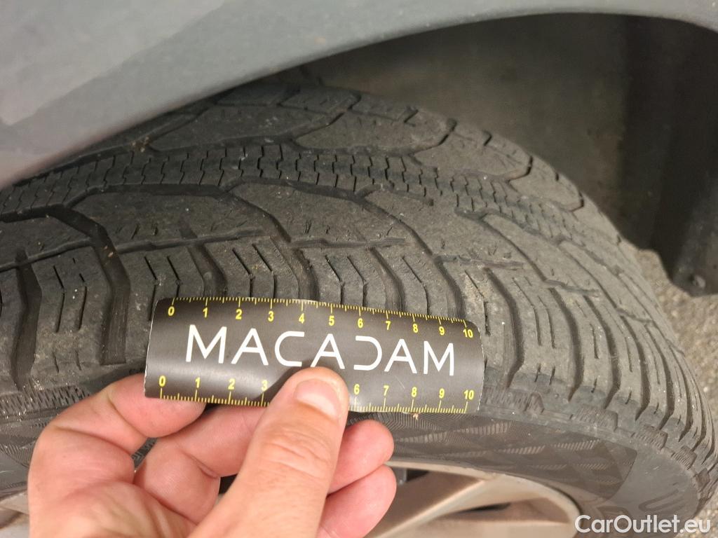  Seat  Leon  Style 1.2 TSI 110CV BVM6 E6 #23