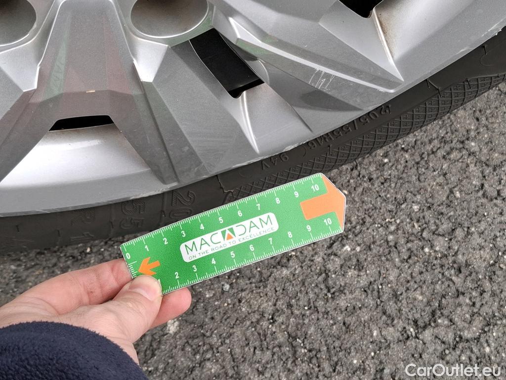  Renault  Megane  IV Berline 5pt. Business 1.5 dCi 115CV BVA7 E6d #8