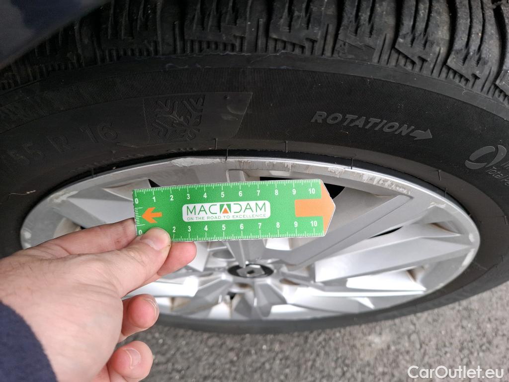  Renault  Megane  IV Berline 5pt. Business 1.5 dCi 115CV BVA7 E6d #10