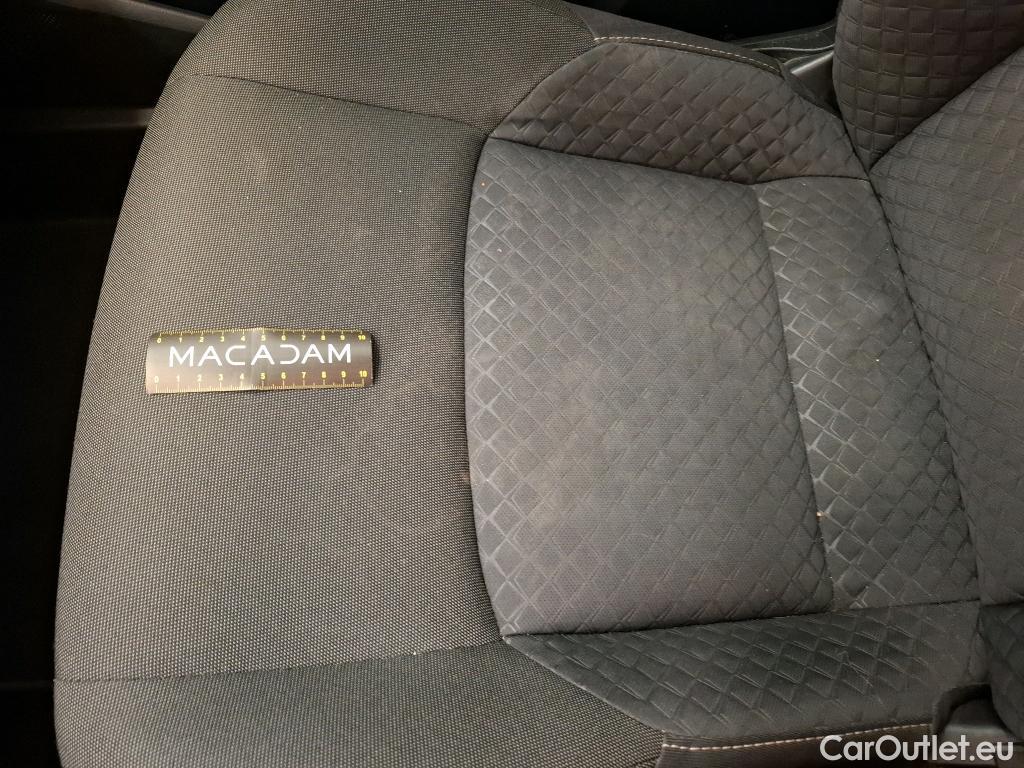  Toyota  C-HR TOYOTA  / 2016 / 5P / SUV 1.8 Hybride 122 Dynamic Business Beyond #15