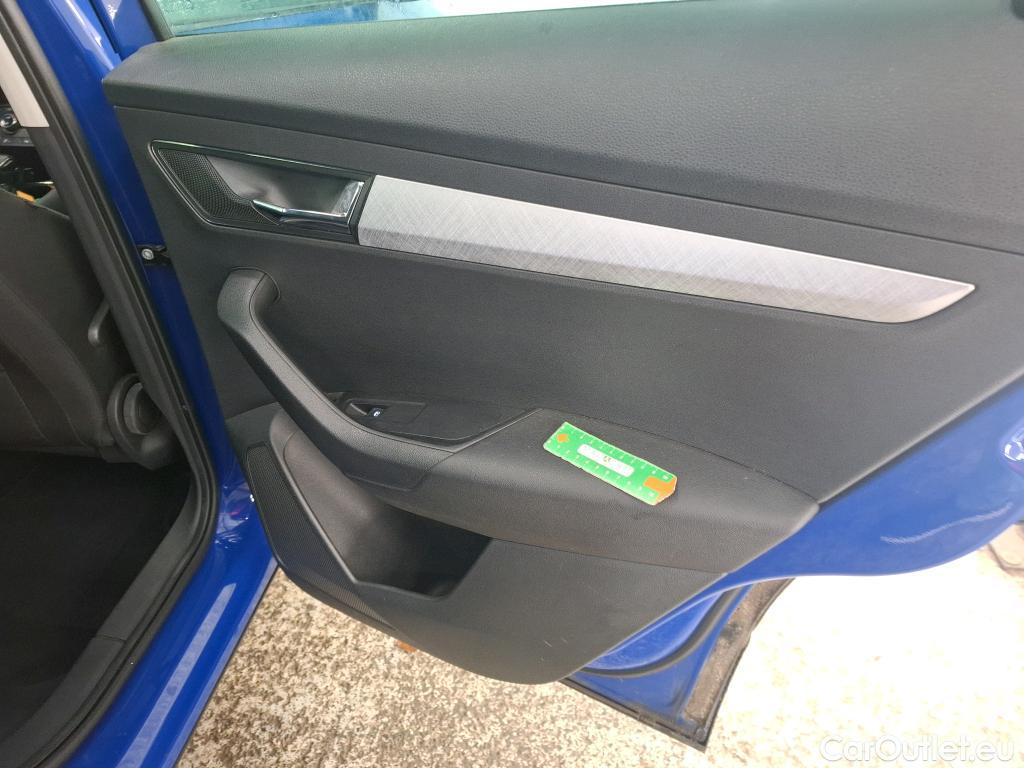  Skoda  Karoq SKODA  / 2017 / 5P / SUV 2.0 TDI 116ch DSG7 Business #9