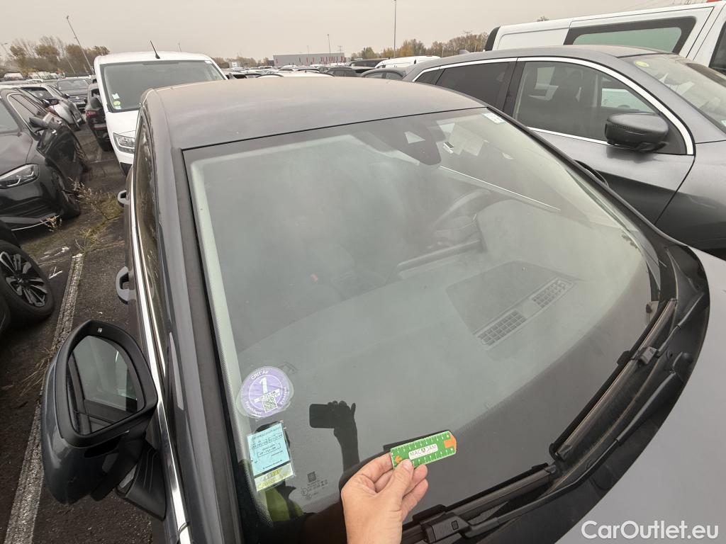  Volkswagen  Golf  VOLKSWAGEN / 2020 / 5P / Berline 1.4 eHybrid OPF 204 DSG6 Style #34