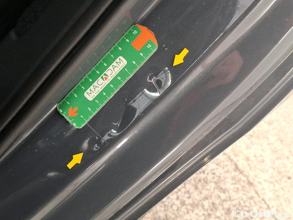  Volkswagen  Touran  Lounge Business BMT/Start-Stopp 2.0 TDI 150CV BVA7 E6d #13