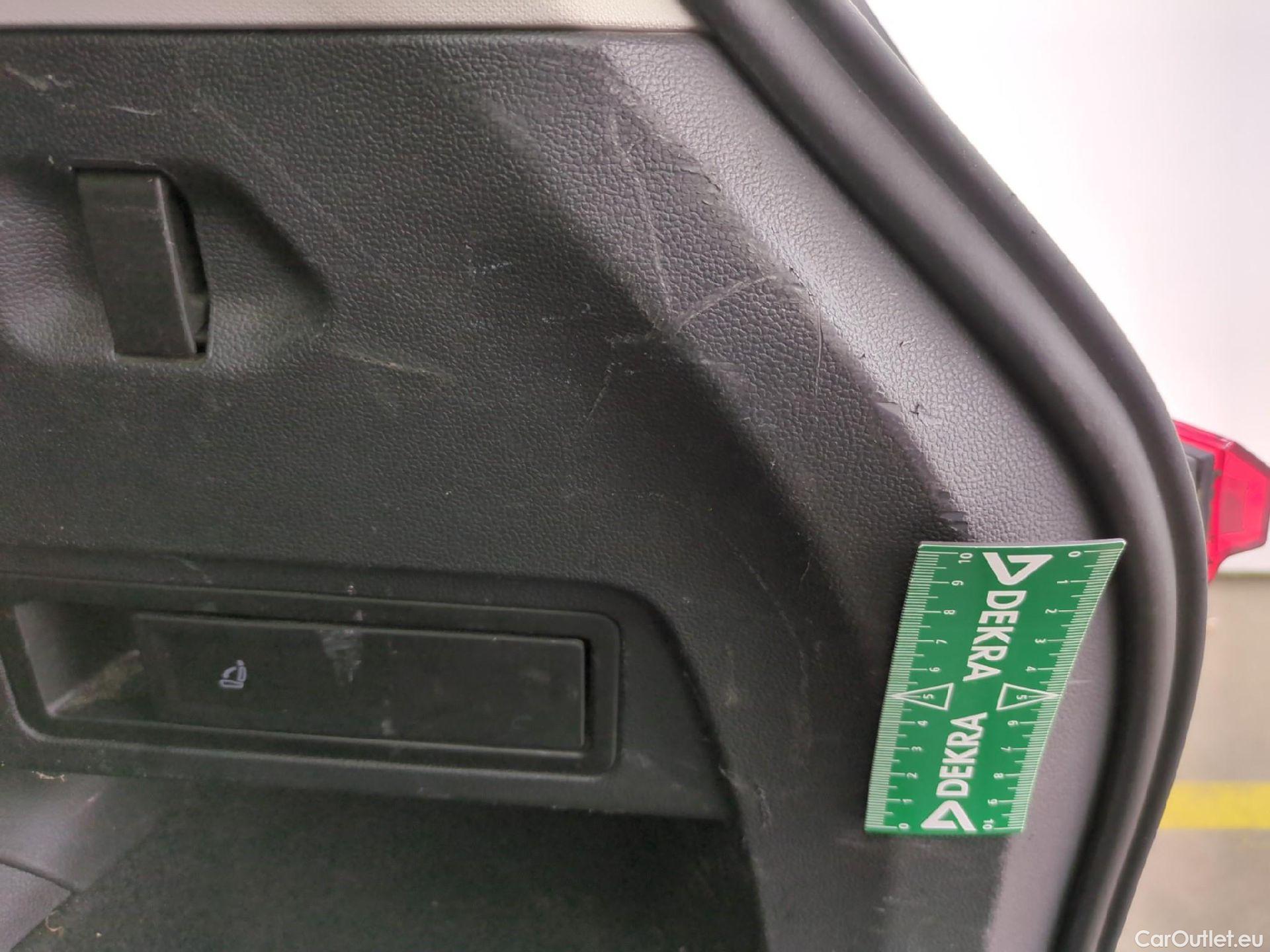  Volkswagen  Tiguan VOLKSWAGEN  Allspace / 2017 / 5P / SUV 2.0 TDI 150 DSG7 Carat Exclusive 4Motion #12