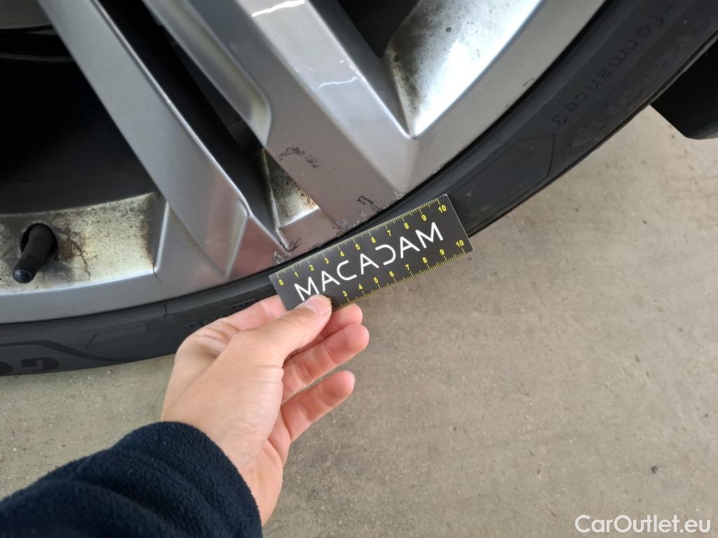  Volkswagen  Tiguan  2.0 TDI 150 DSG7 R-Line #13