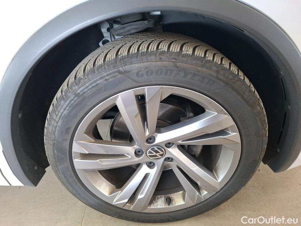  Volkswagen  Tiguan  2.0 TDI 150 DSG7 R-Line #12